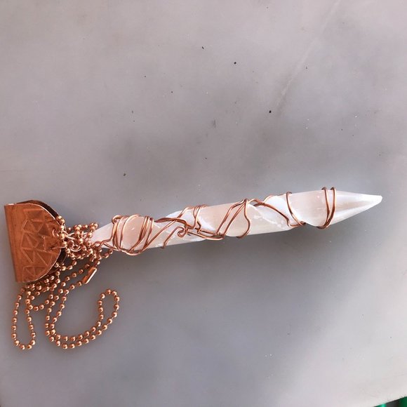 Selenite Healing Wand Pendant Pendulum LONG Reiki Crystal Necklace Shamanic - Picture 9 of 9
